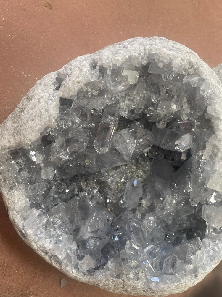 Celestite rough